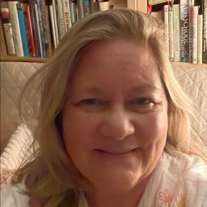Meet your Posher, Christine
